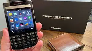 ウ*ル様 BlackBerry Porsche Design 9983 BlackBerry P'9983 Porsche Design 64GB - (GSM Only, No CDMA